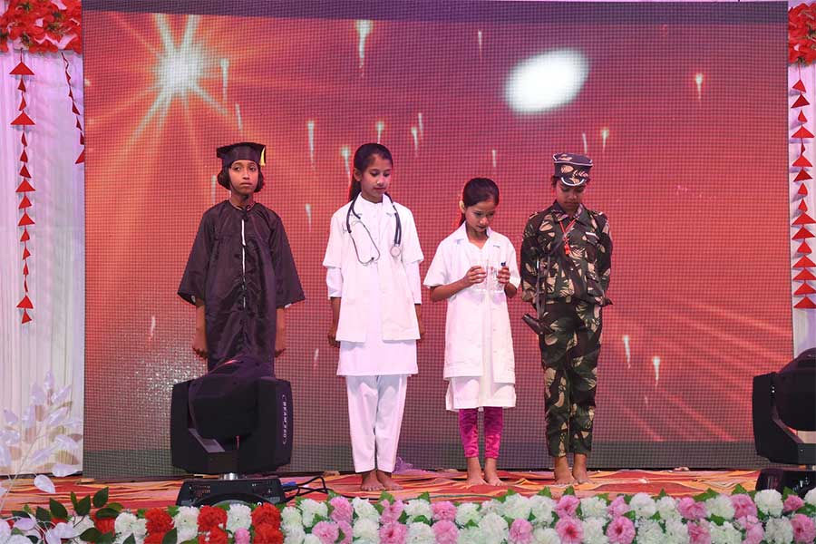 students in religious uniform